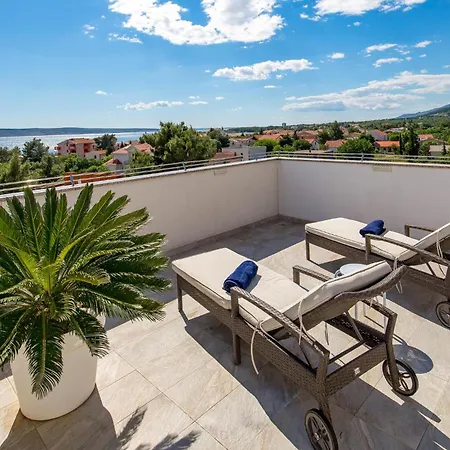 Pet Friendly In With Sauna בית נופש