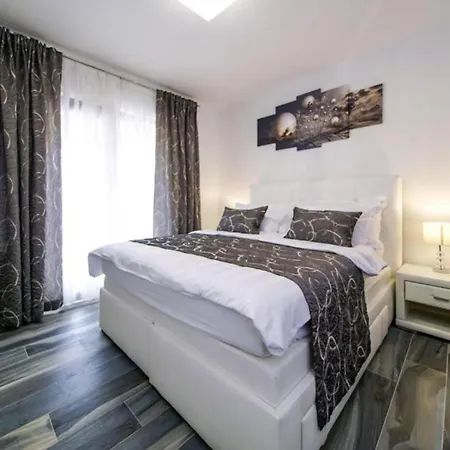 Lovely In With Sauna Holiday home